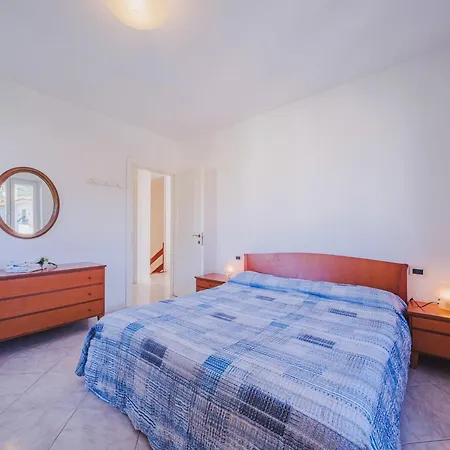 Lucerna Due-5 By Interhome Hébergement de vacances Ameglia