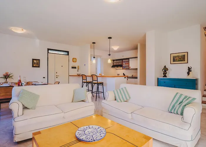 Casa vacanze Lucerna Due-5 By Interhome