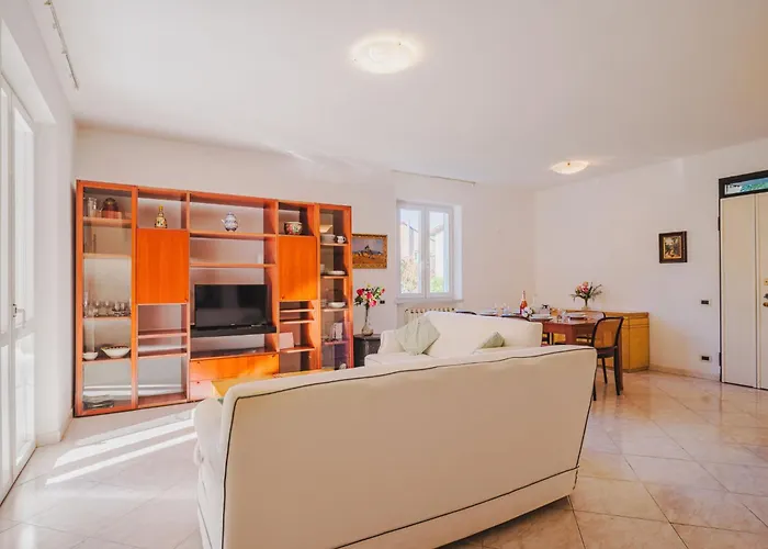Casa vacanze Lucerna Due-5 By Interhome Ameglia